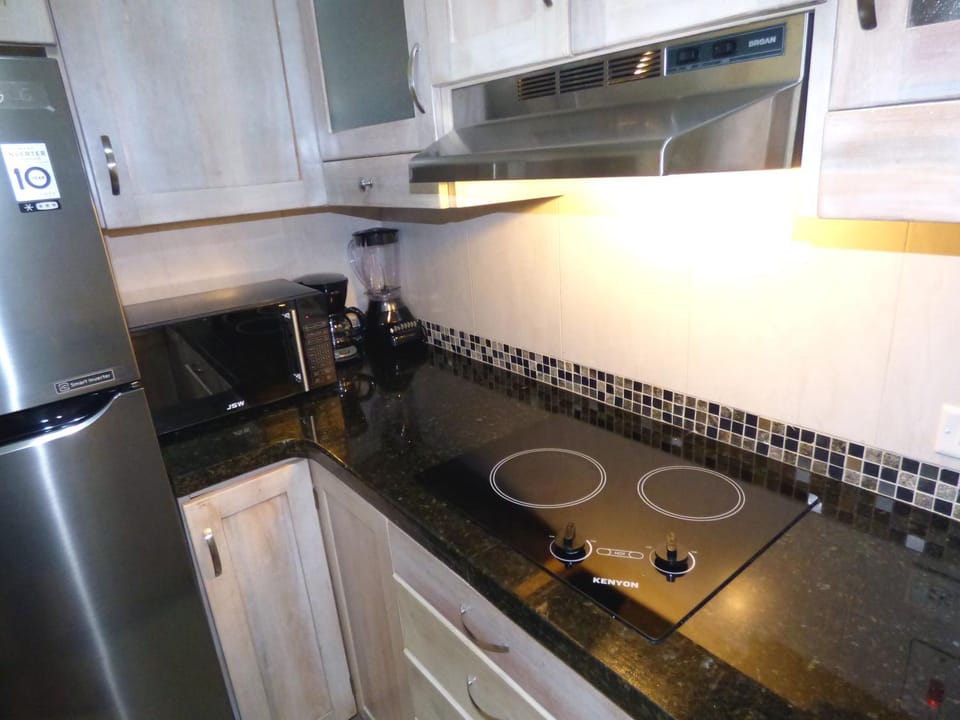 Coffee/tea facilities, Kitchen or kitchenette