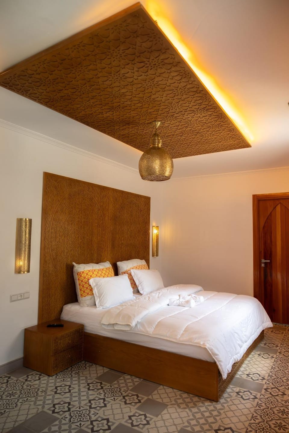Bed, Photo of the whole room, Bedroom, wardrobe