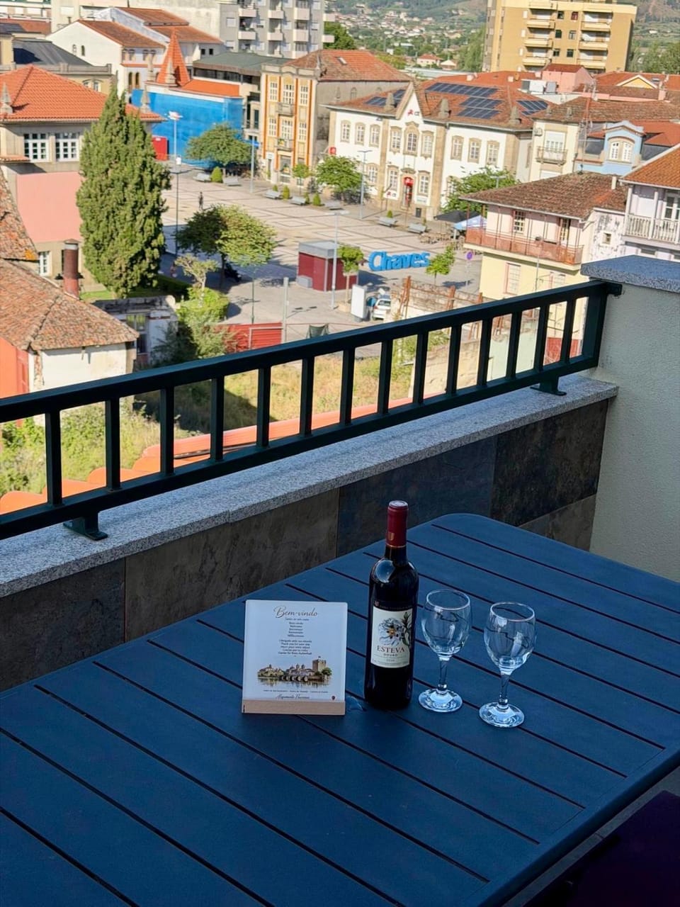 View (from property/room), Balcony/Terrace, City view
