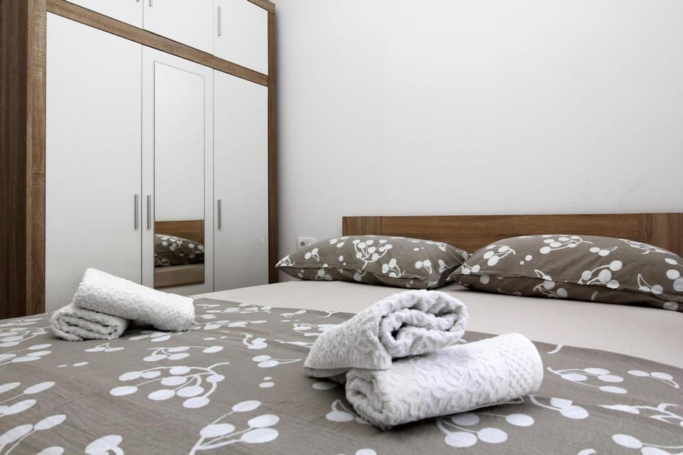 Apartmani CVIJETIĆ Apartment in Makarska