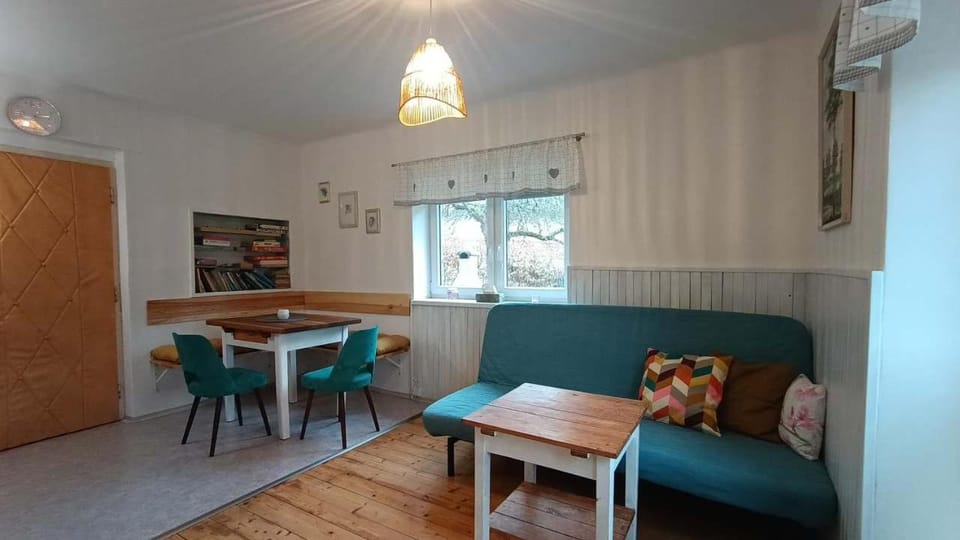 Kitchen or kitchenette, Living room, kitchen