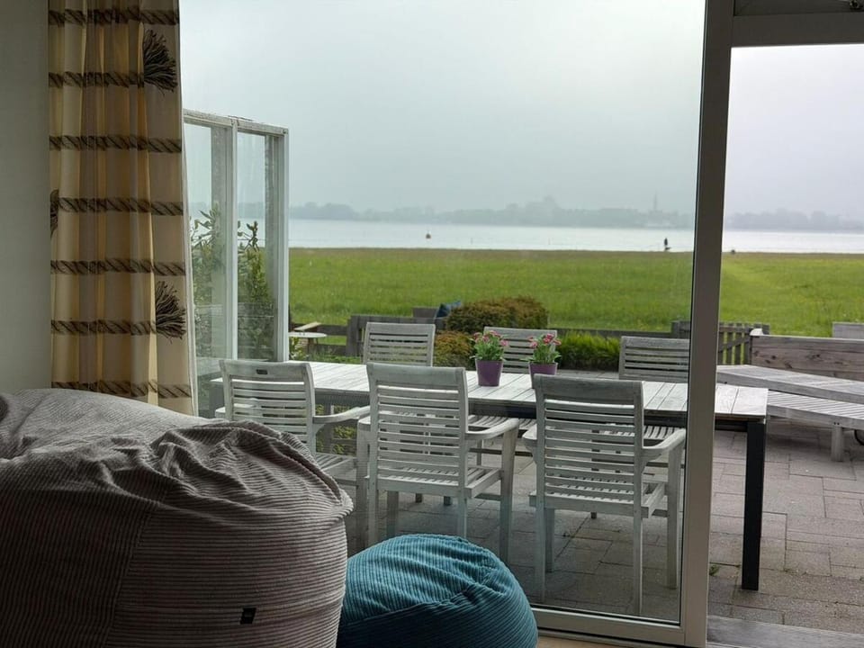 Seating area, Lake view