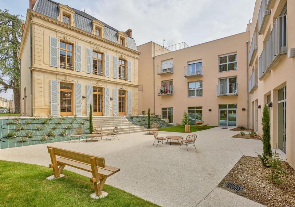 Property building, Patio