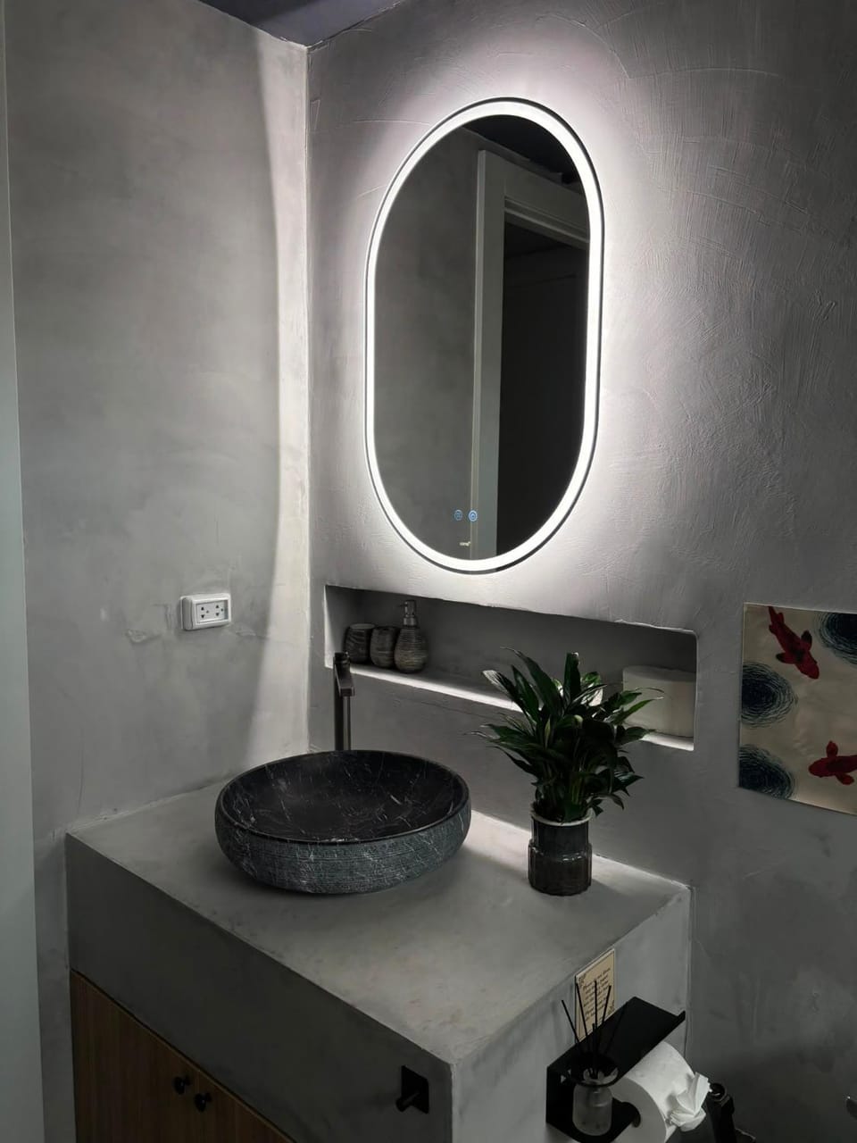 Shower, Toilet