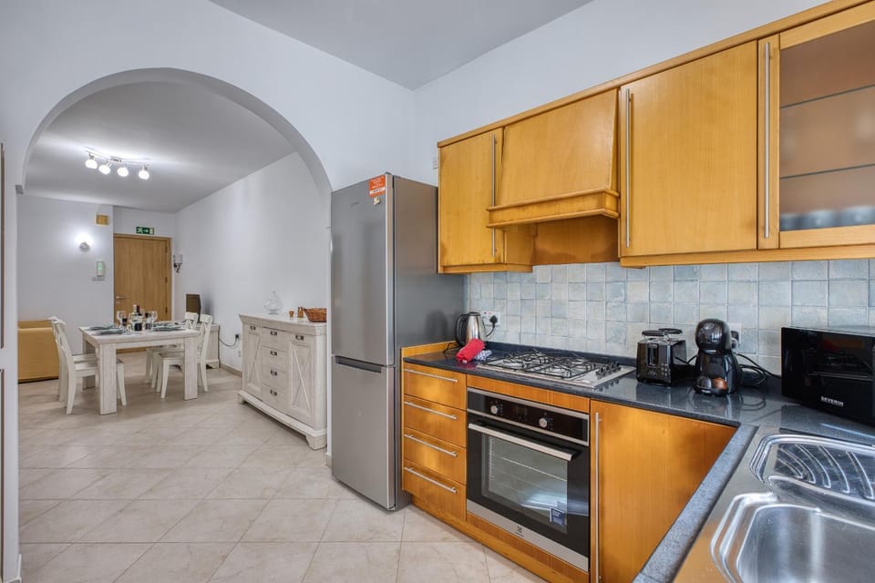 Cosy 2 bedroom apartment near the sea CELL1-1 Apartment in Saint Paul's Bay