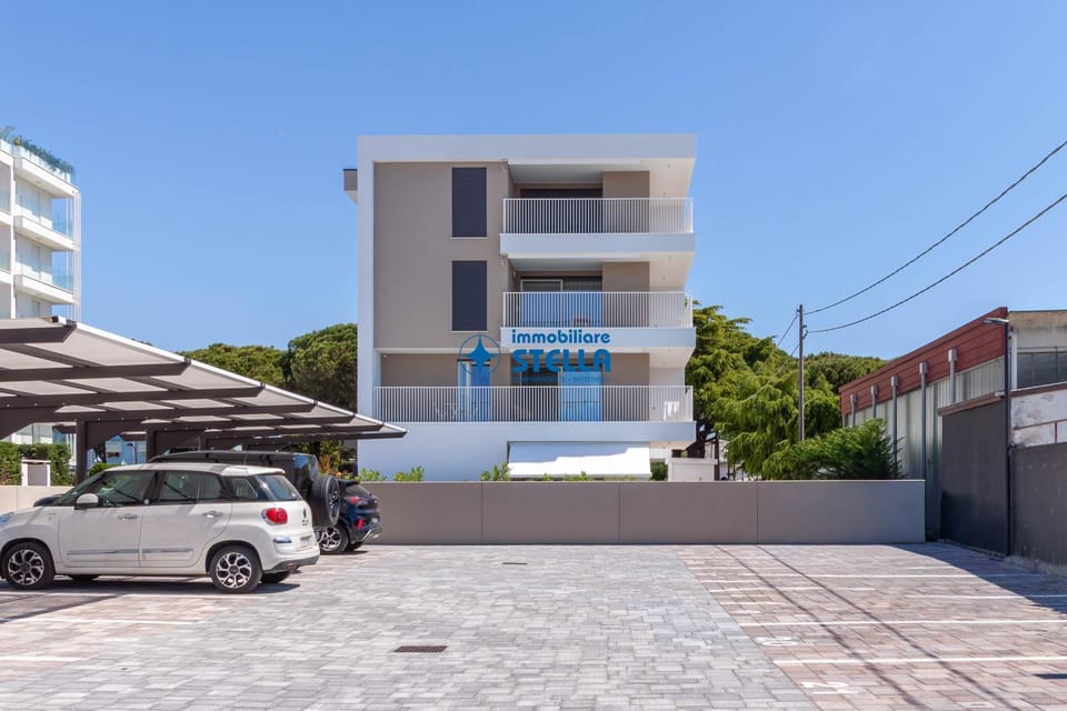 Property building, Parking