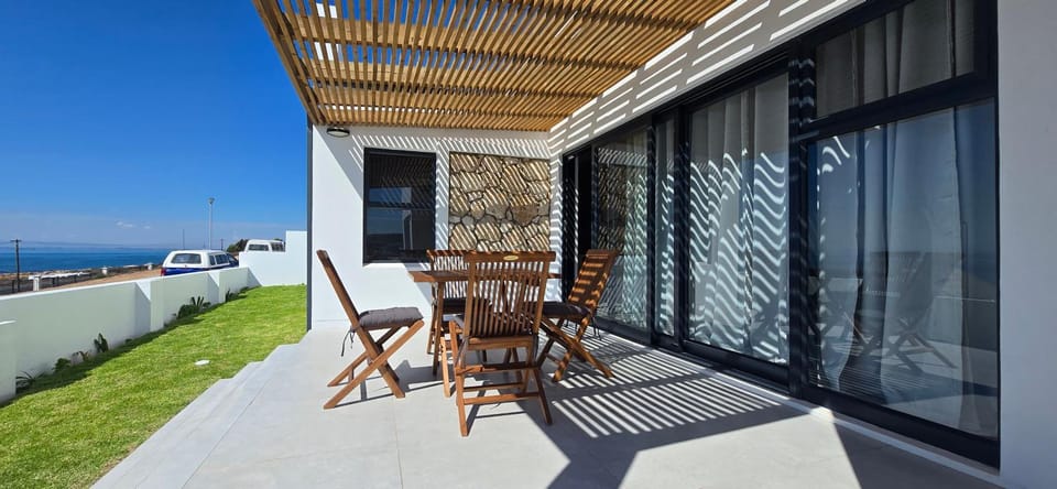 Patio, View (from property/room), Seating area, Sea view