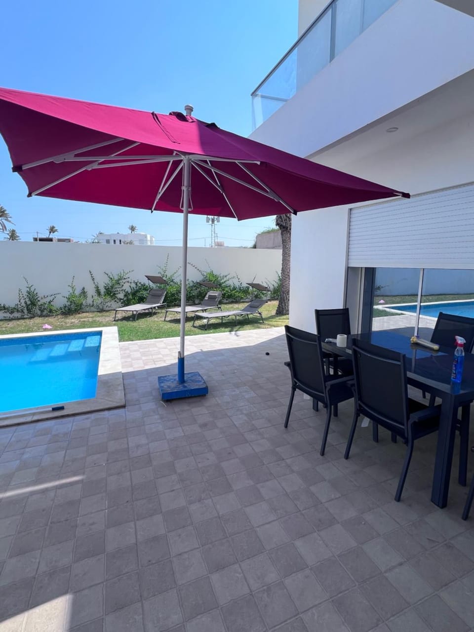 Property building, Patio, sunbed