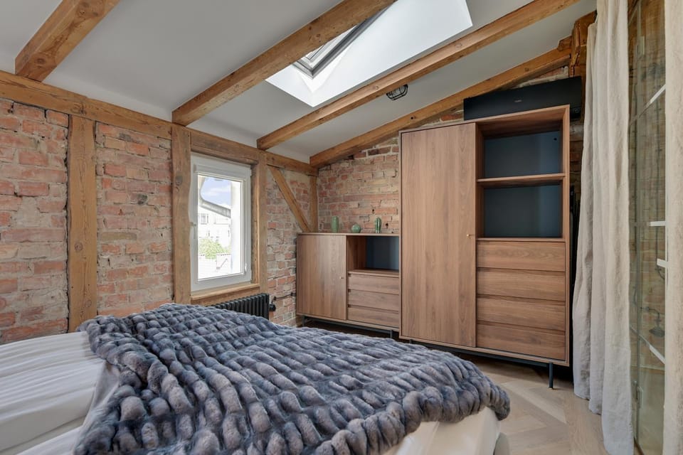 Bed, Photo of the whole room, Bedroom, wardrobe