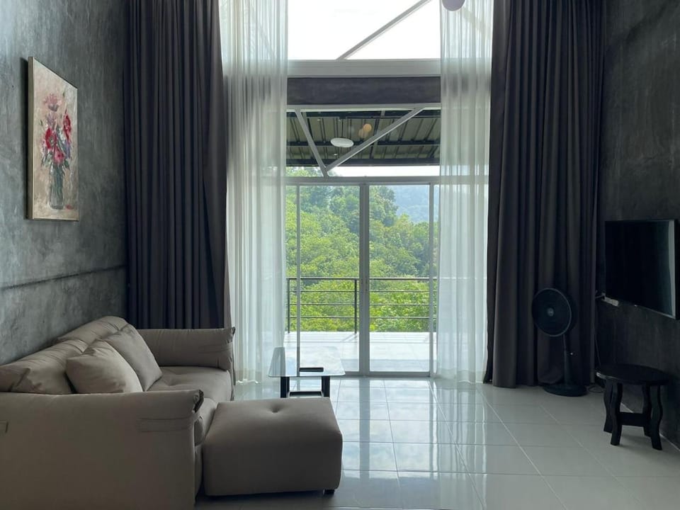 Stunning Seaview House 2 Bedroom Patong Villa in Patong