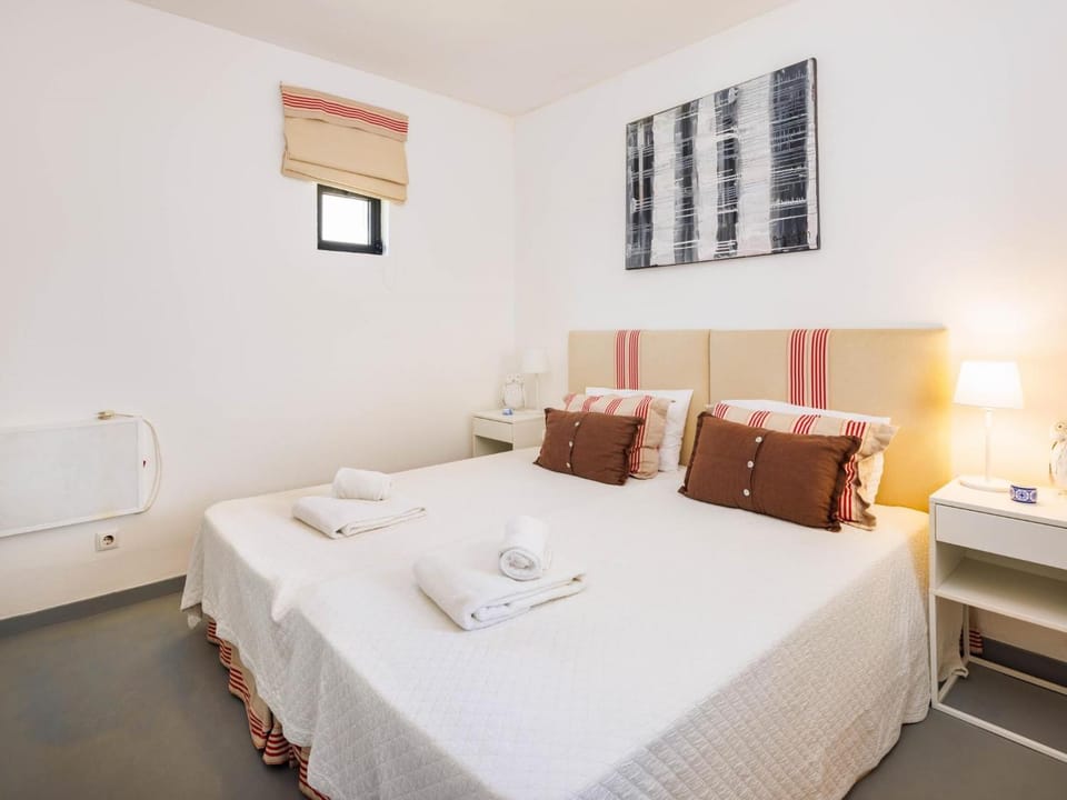 Villa Sunshine House in Faro District