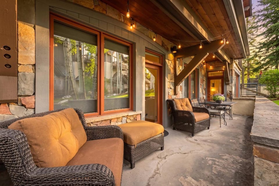 Vail Valley Retreat - Shared Hot Tub Pool House in Edwards