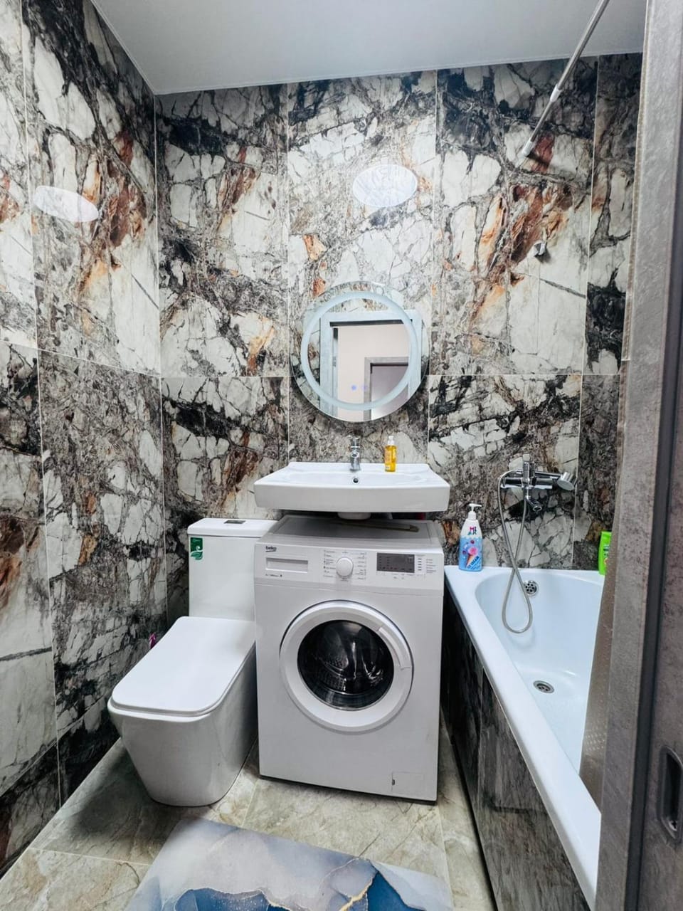 Апартаменты возле Аэропорта Алматы Apartment in Almaty