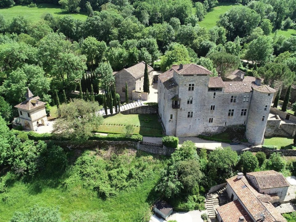 Le Romantique - cottage with pool for couples House in Saint-Antonin-Noble-Val
