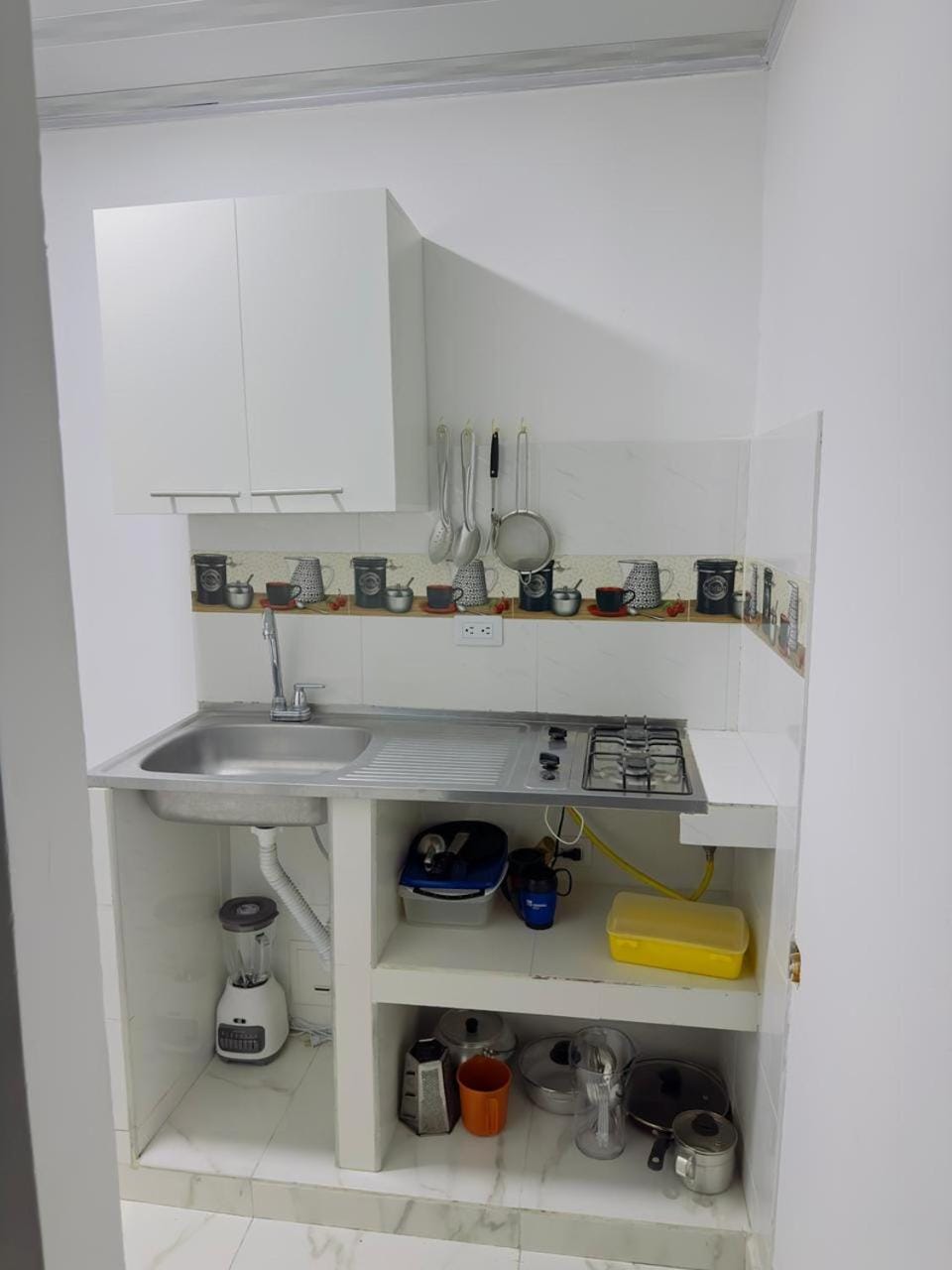 Kitchen or kitchenette, kitchen