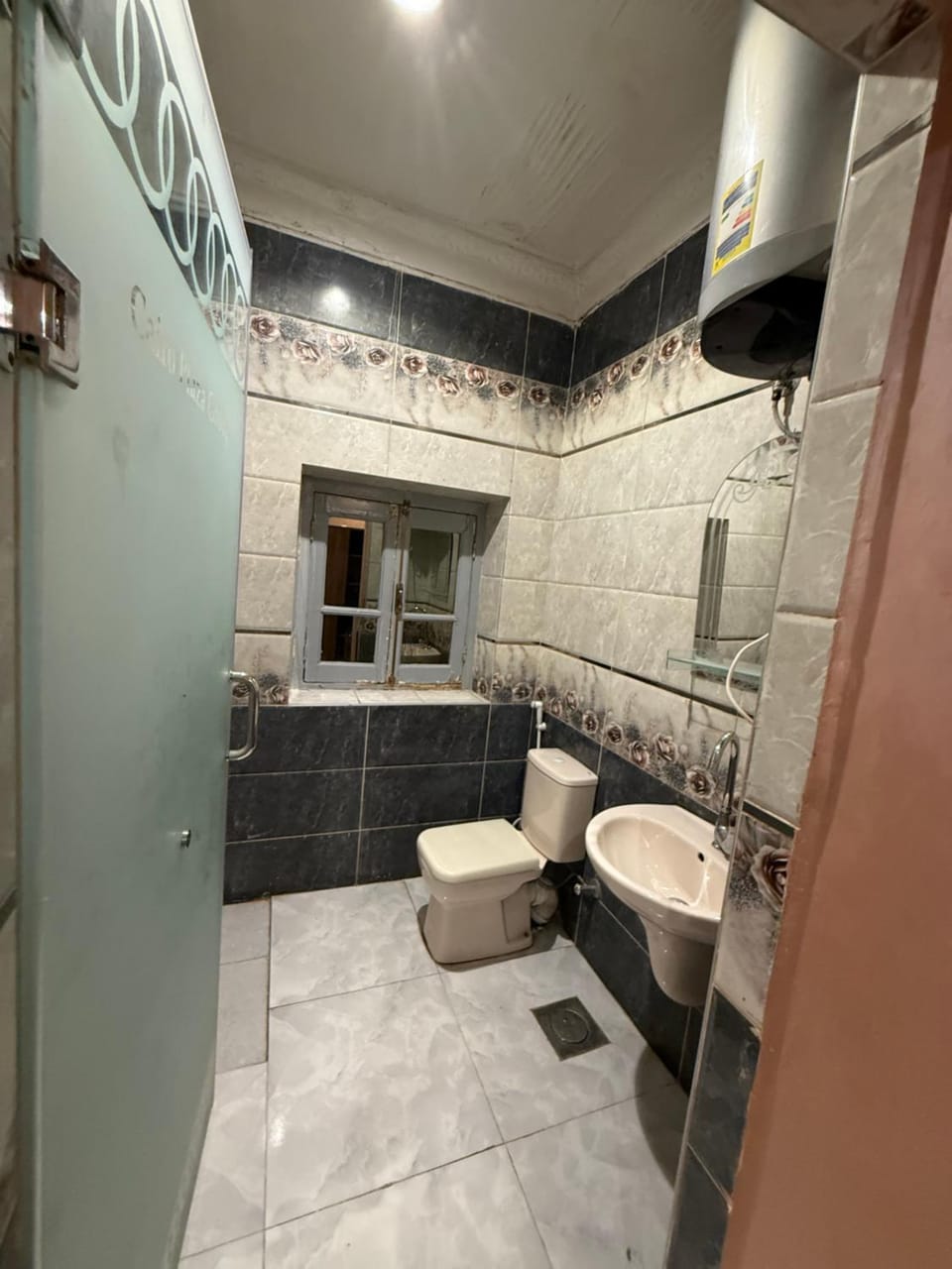 Shower, Toilet, Bathroom, Bath, bidet