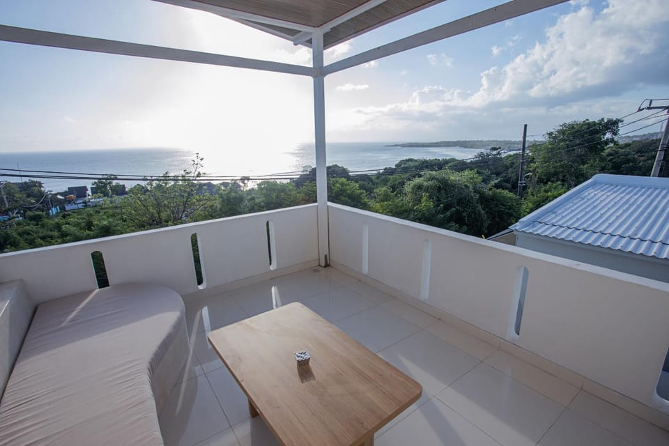 Day, Natural landscape, Balcony/Terrace, Seating area, Sea view