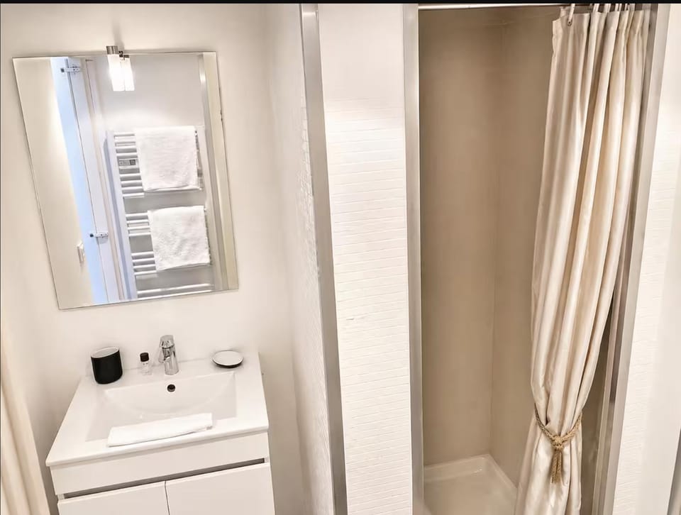 Sirocco Apartment in Aix-en-Provence