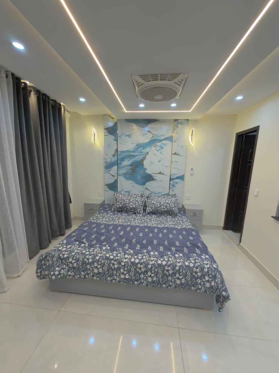 RTC Apartment for families only Apartment in Lahore