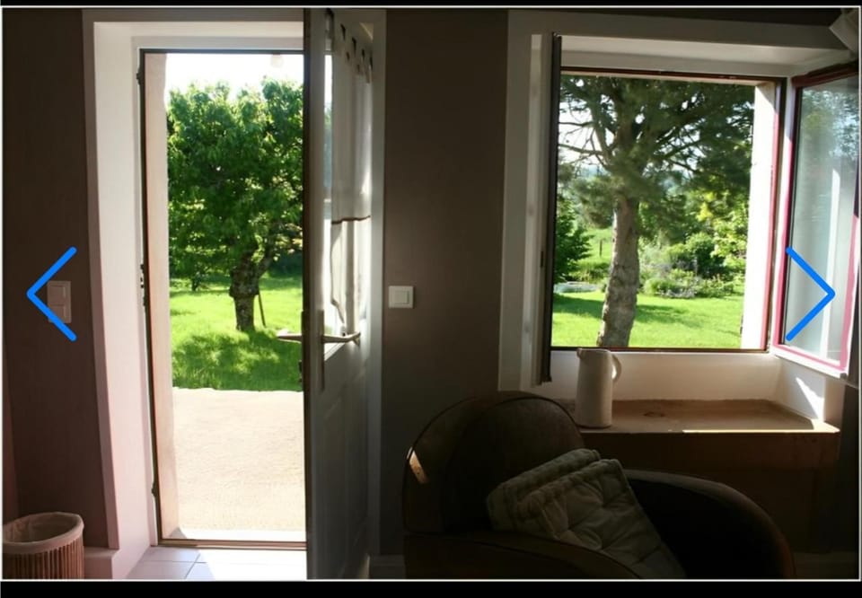 Chambre d'hôtes beau rivage Bed and Breakfast in Dole