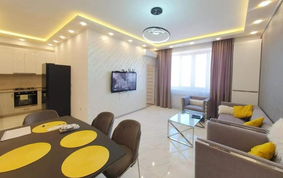 3 комн квартира на улице Анастаса Микояна Apartment in Yerevan