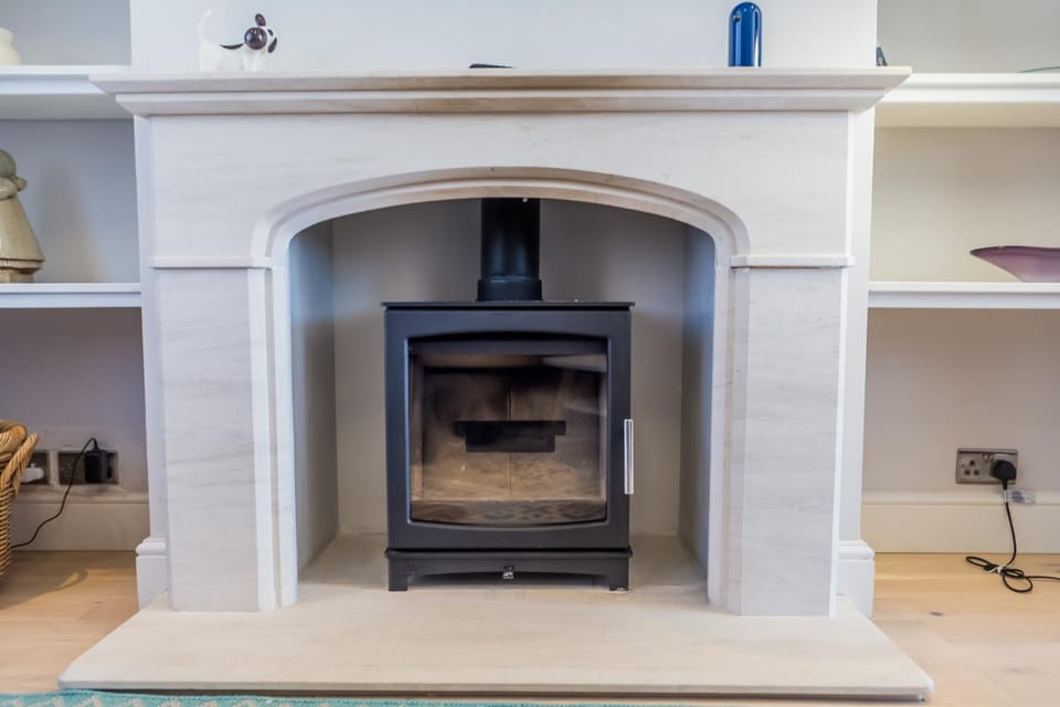 Living room, fireplace