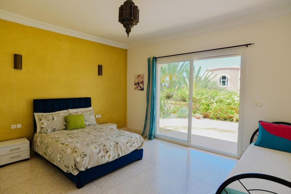 Balcony/Terrace, Photo of the whole room, Bedroom