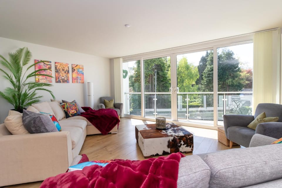 Balcony/Terrace, Living room