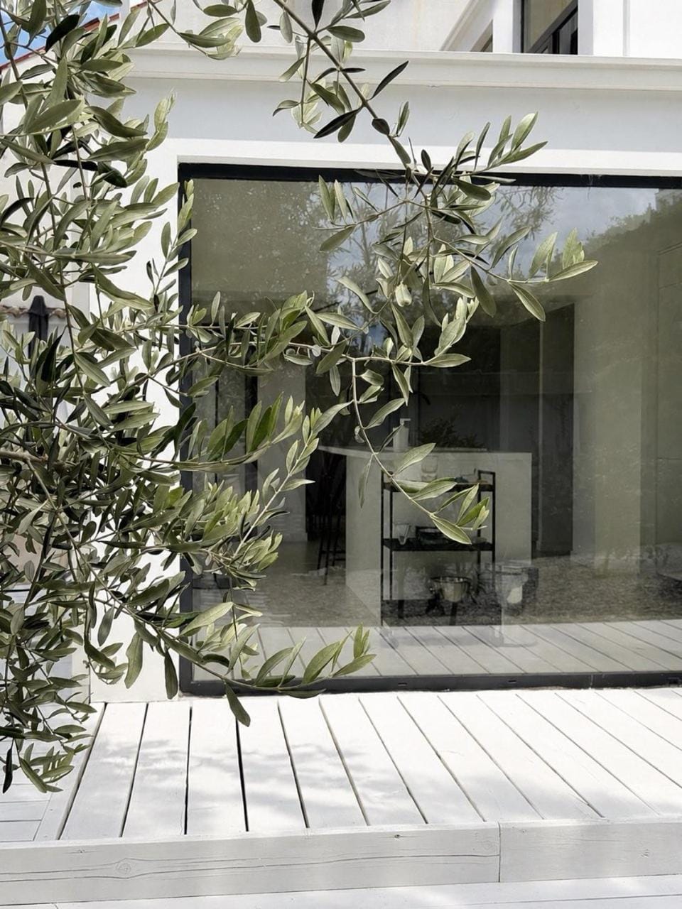 Property building, Patio, Garden, Balcony/Terrace, Garden view