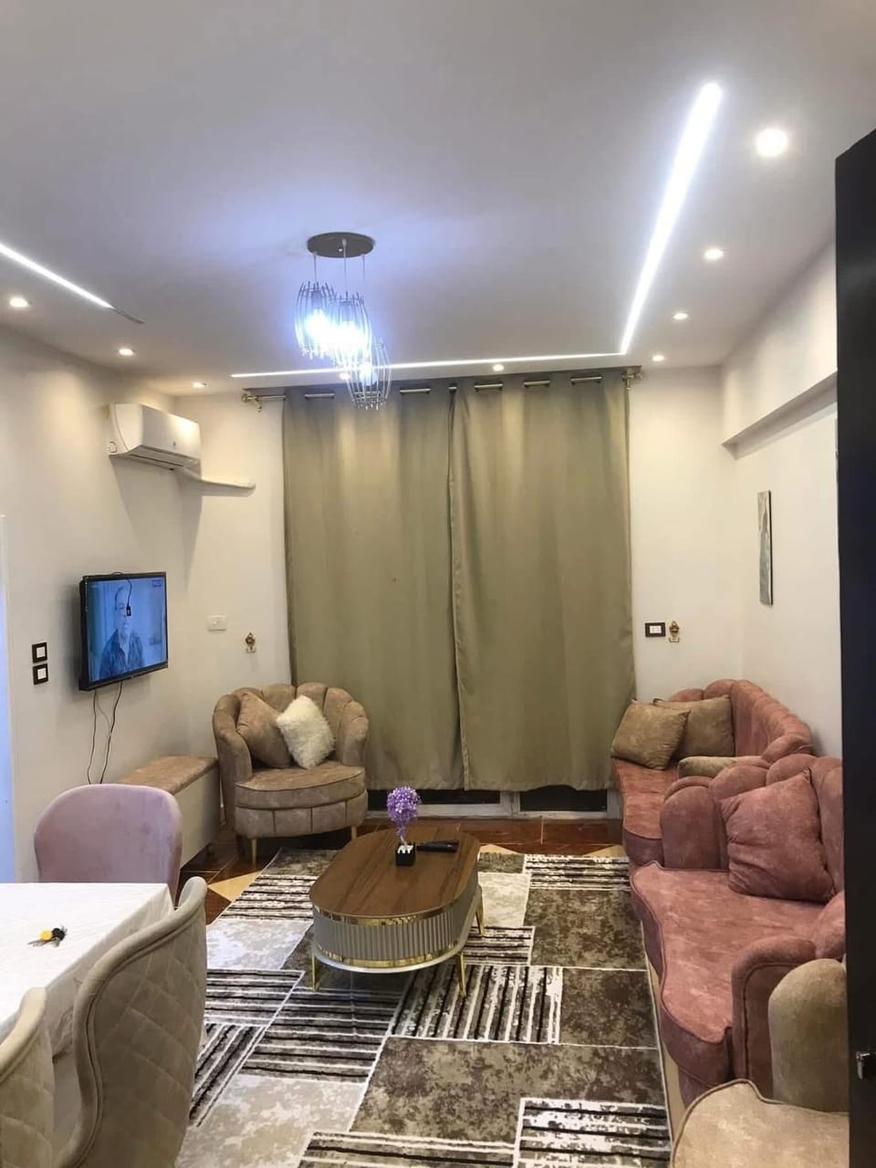 شقة مفروشة للايجار كمبوند روضة زايد Apartment in Egypt