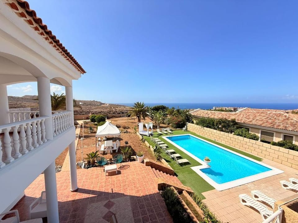 Villa Luxury Vistas al Mar Villa in Canary Islands