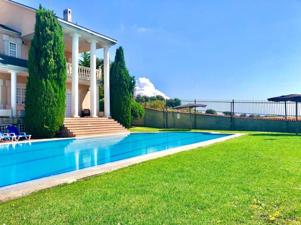 Garden, Swimming pool