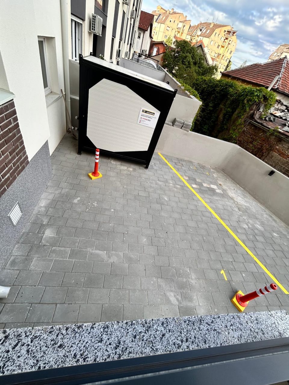 Day, Neighbourhood, Parking