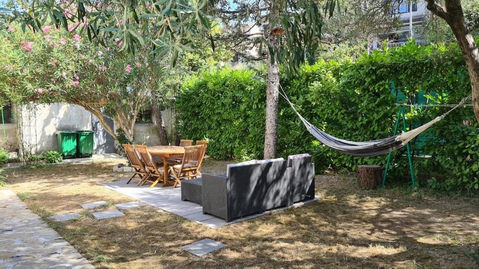 Garden, Garden, Garden view