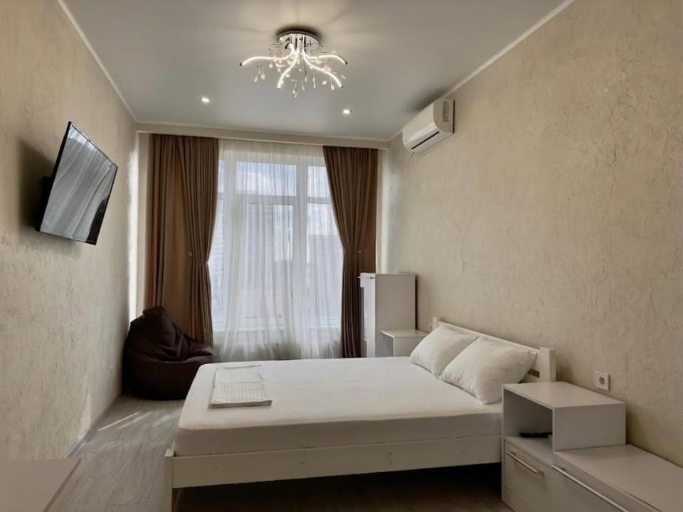 Bed, TV and multimedia, Bedroom, air conditioner
