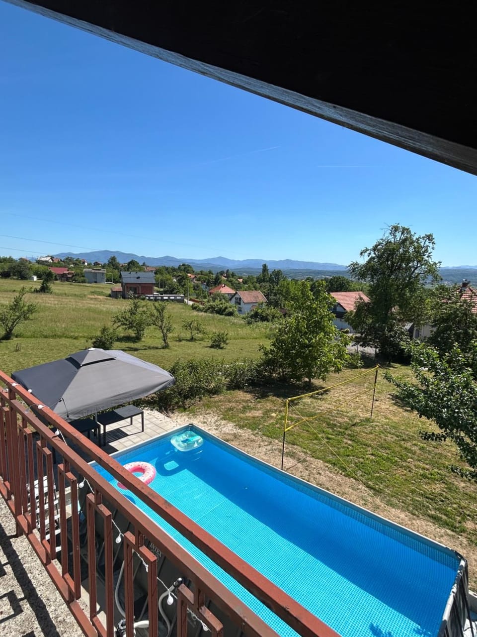 Patio, Day, Natural landscape, View (from property/room), Balcony/Terrace, Mountain view, Pool view, Swimming pool, sunbed
