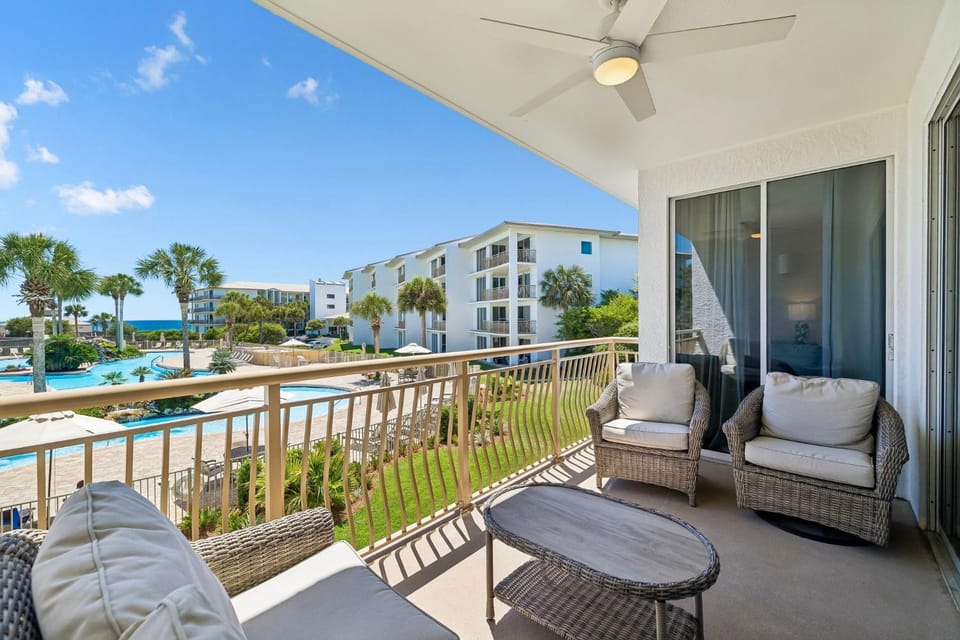 Balcony/Terrace, Seating area, Pool view, Sea view, Swimming pool