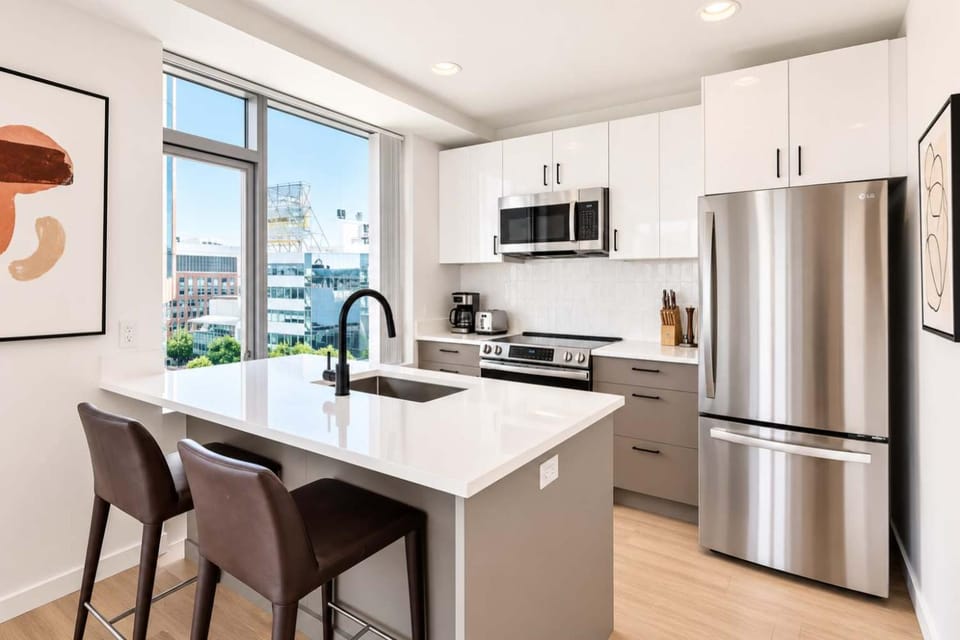 Modern Apt - Easy Transit Access Apartment in Cambridge