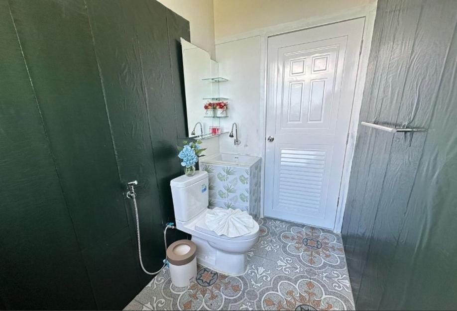Lovely 2-Bedroom House with Patong Sea View Villa in Patong