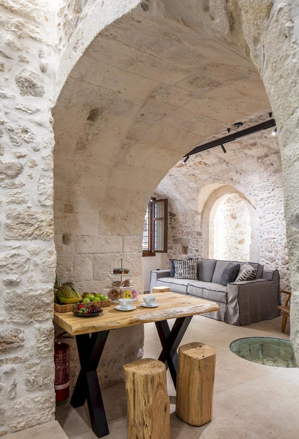 Living room, Seating area