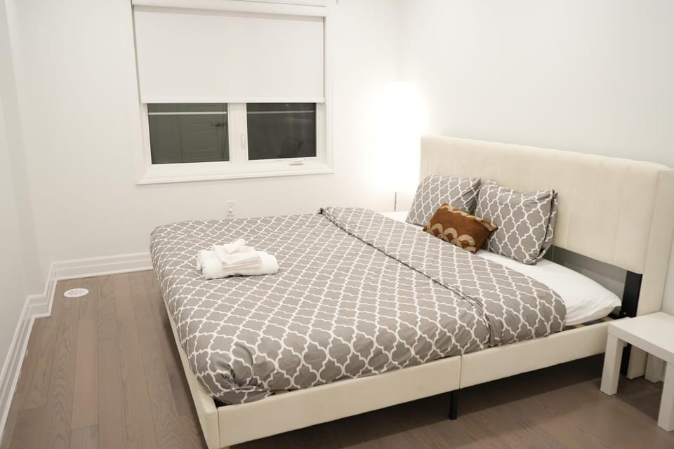 Charming Oakville Getaway Apartment in Oakville