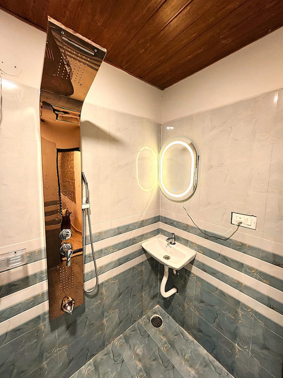 New Stylish Boutique Hotel Room in Miyapur Apartment hotel in Hyderabad