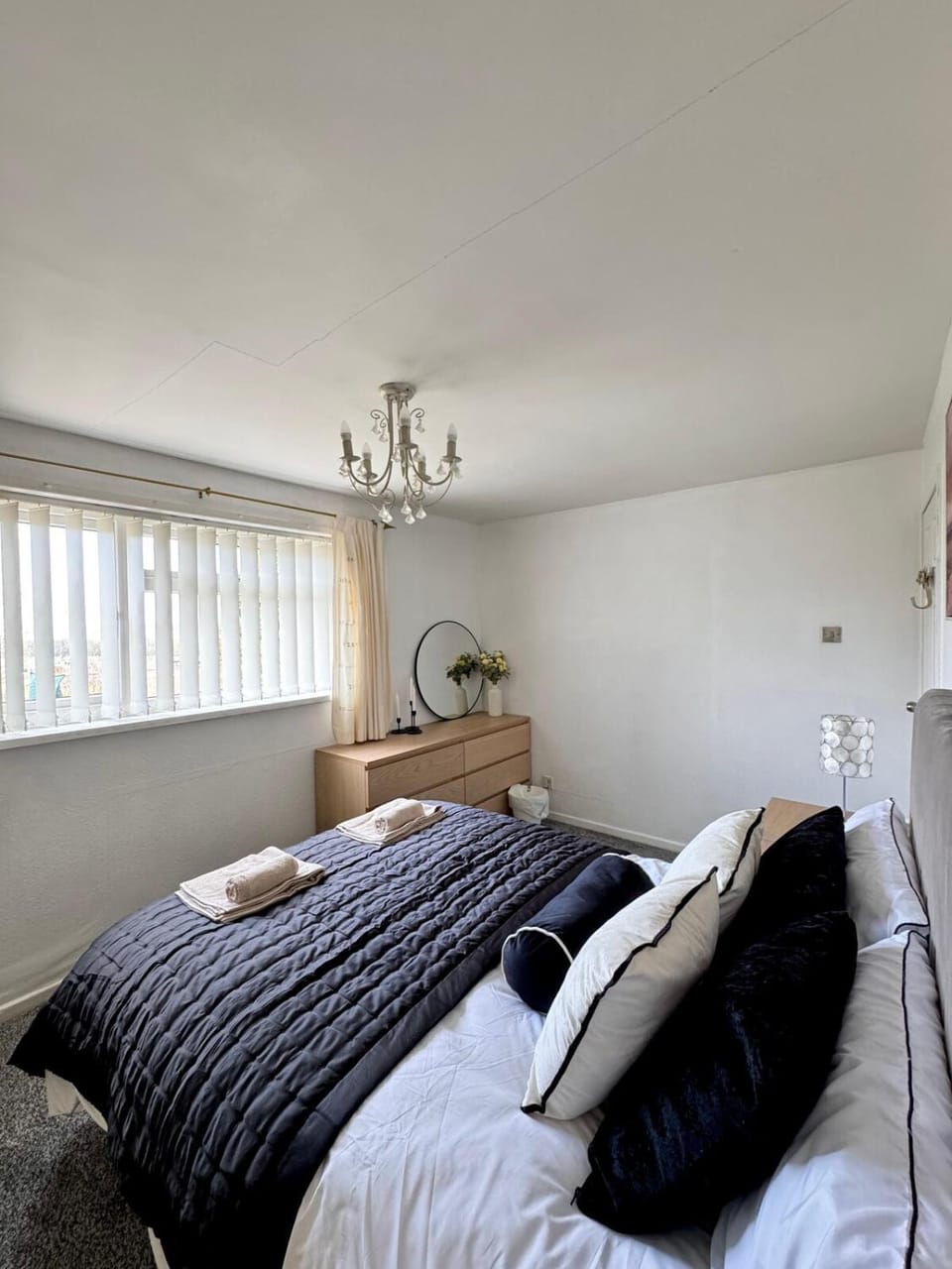 Cosy 2 Bed Apartment & Patio - Free Parking Apartment in Bradford