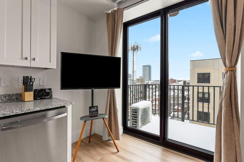 The Overlook High-Rise DownTown South Bend Apartment in South Bend