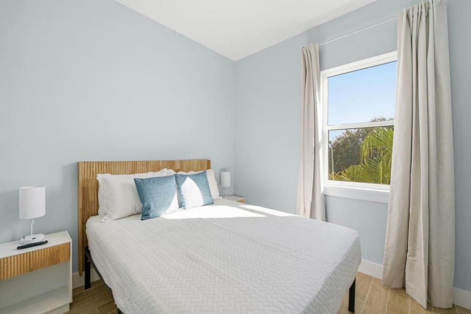 Boutique Beach Hotel - 2Bedroom Suite and Pool Hotel in Saint Augustine Beach