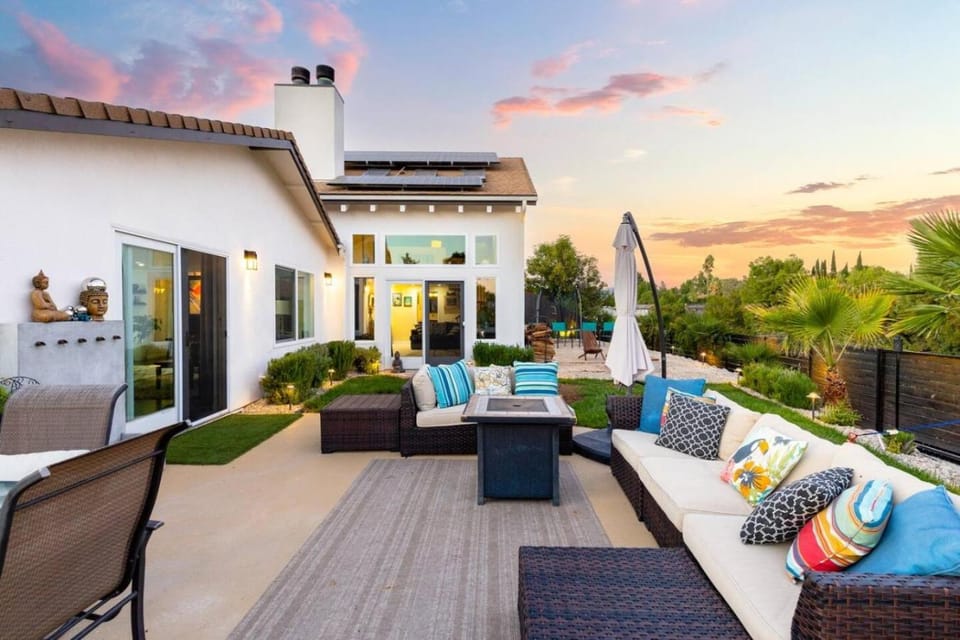 NEW! West Hills Home w/ Pool & Valley Views House in West Hills