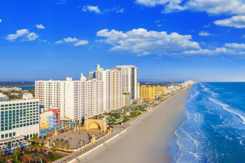 Blue Wave Retreat (Beach) Apartment in Florida