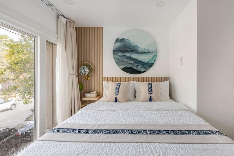 Maison Mosaique Japanese 2BR near Leonard Cohen Apartment in Laval
