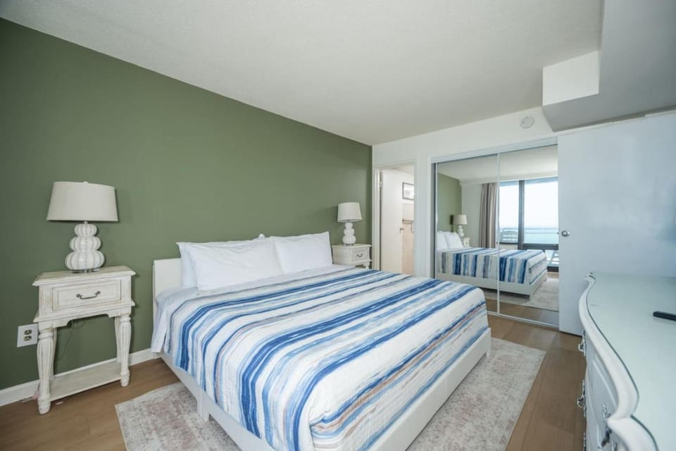 Beachfront Condo Pool Surfing Fishing House in Virginia Beach