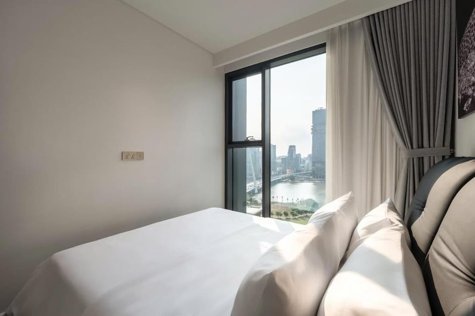 Metropole Thu Thiem Opera Crest Galleria SKY LINE APT Apartment in Ho Chi Minh City